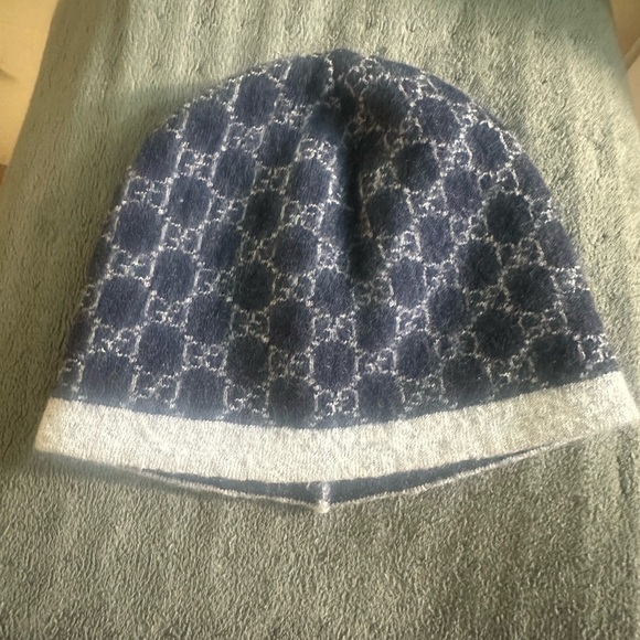 Gucci Blue and Gray Beanie - Picture 4 of 5